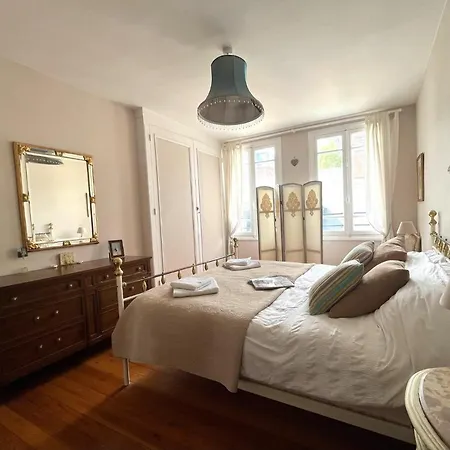 House * Honfleur