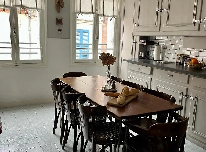 House בית נופש *